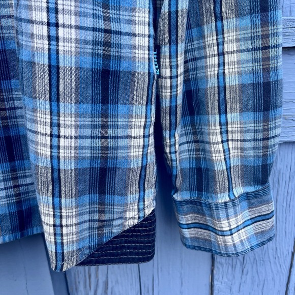 Kuhl Shirt Mens Medium M Blue Plaid Button Up Long‎ Sleeve Hiking Outdoor Cotton - Picture 4 of 11